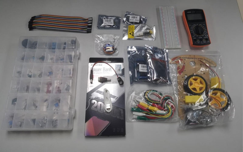 Figure 3: Auxiliary robotics and electronics prototyping kit
