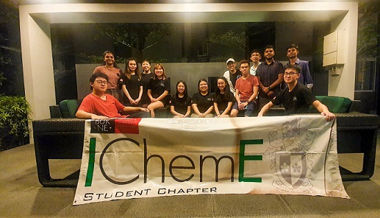 Members of the Swinburne Sarawak IChemE Student Chapter.