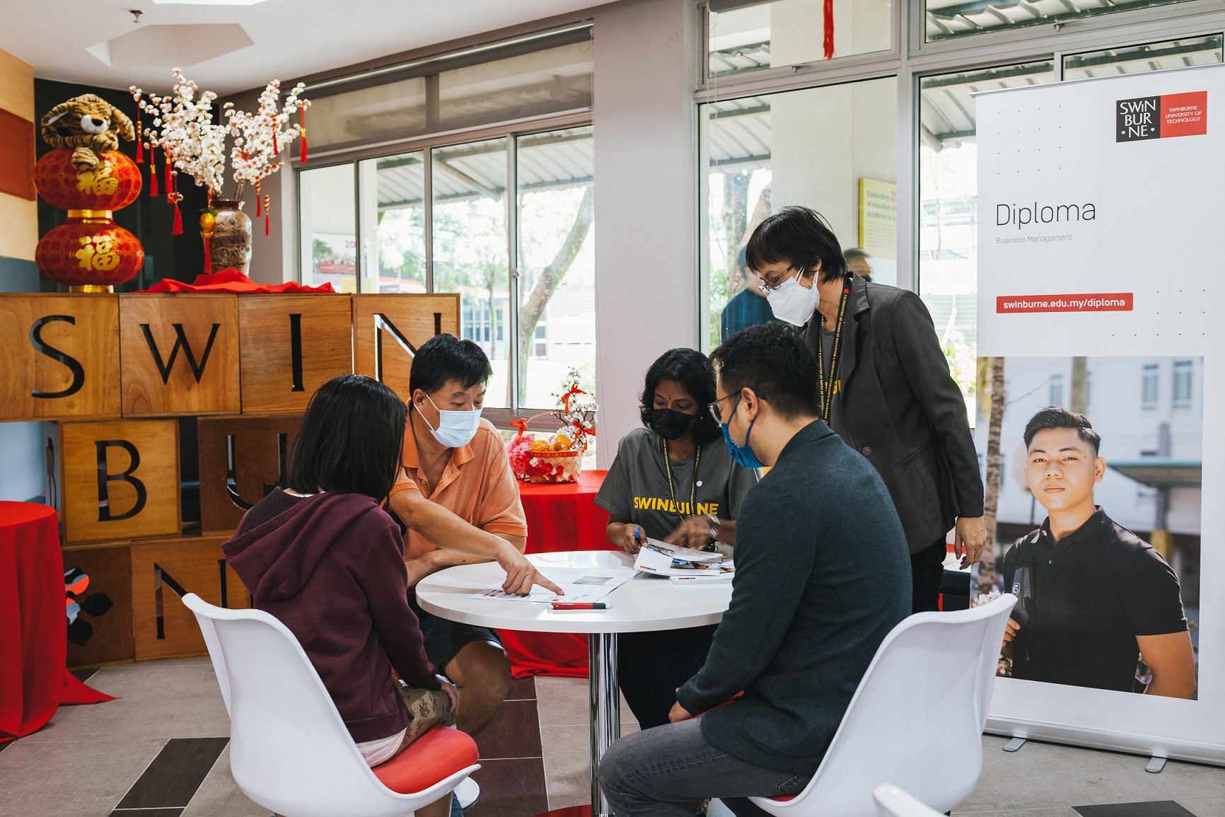 Students will be able to chat with Swinburne Sarawak’s academic staff and education counsellors to learn more about courses, financial aid, scholarships and accommodation.