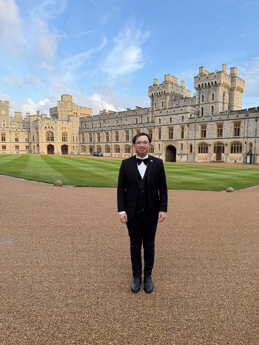 Dr Gabriel Wee stands in the Quadrangle of Windsor Castle, one of the oldest and largest inhabited castles in the world. The castle served as the venue for the CSC Presidential Council Dinner hosted by HRH Princess Anne.