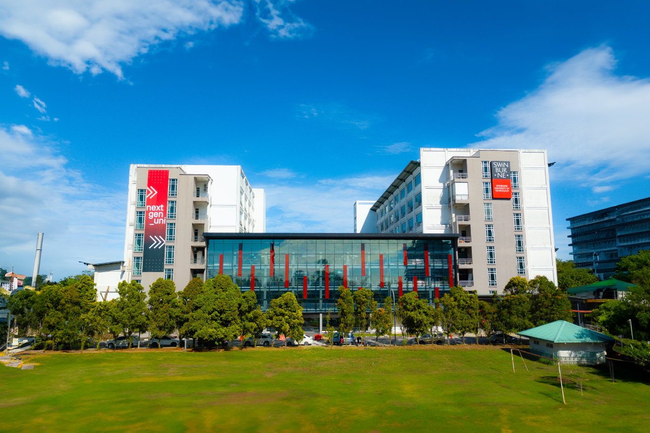 Swinburne Sarawak champions inclusive innovation by bringing digital literacy and AI education to rural educators, senior citizens and underserved communities across Sarawak.