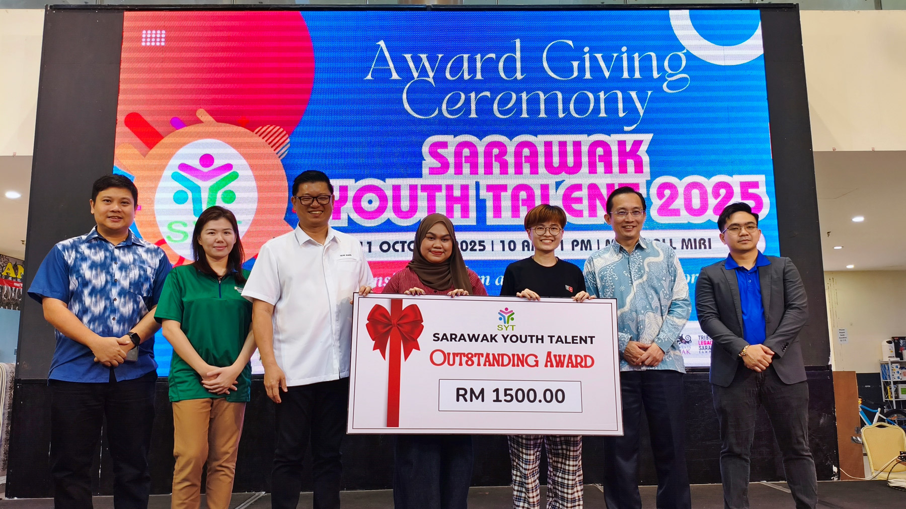Swinburne Sarawak Design Student Excels at Sarawak Youth Talent 2025