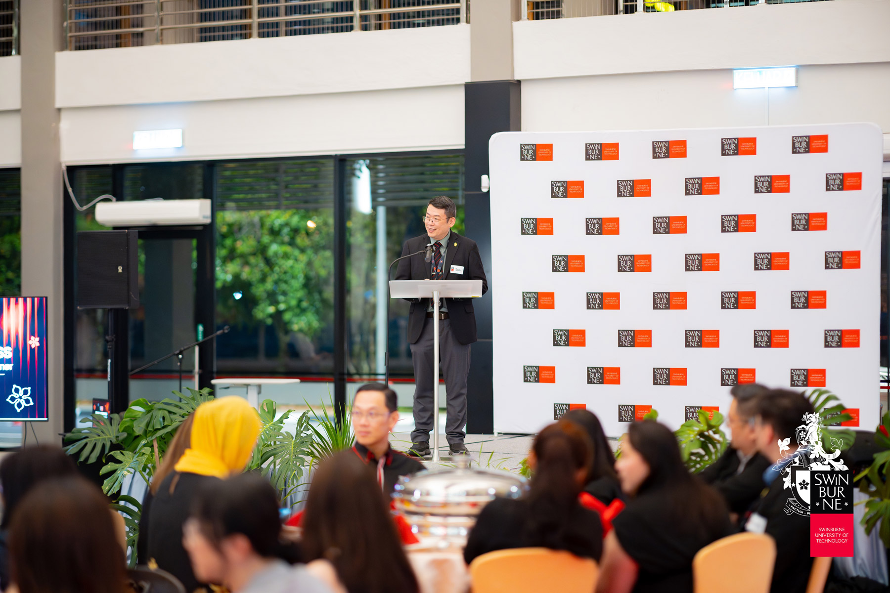 Ir Professor Sim Kwan Yong delivers his welcoming speech at the event.