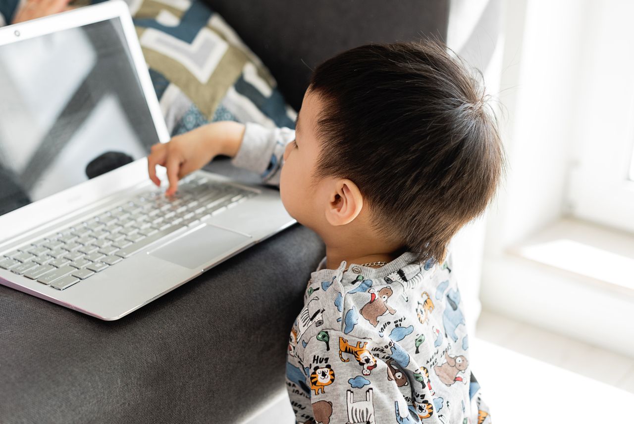 As young people evolve from Digital Natives into NaVi - inhabitants of multiple interconnected realities - universities must shift from educating consumers of technology to empowering the creators of immersive worlds, with Sarawak uniquely positioned to lead this shift.